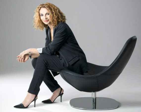 Pianist Joanna MacGregor, seated
