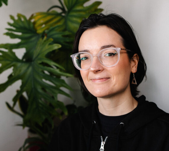 Headshot of composer Anna Appleby