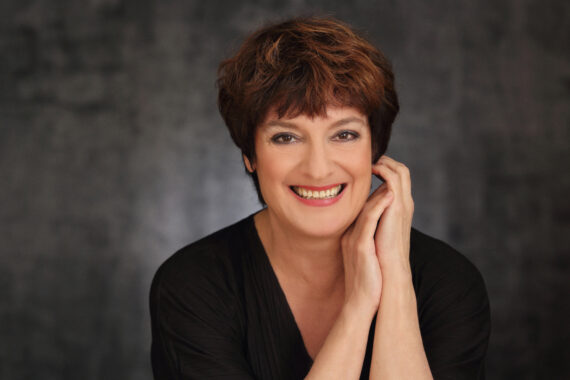Pianist Nina Tichman