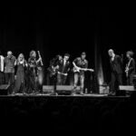 WLDFLWRS band on stage.